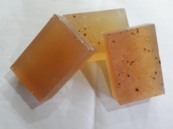 SANDALWOOD SAFFRON HANDMADE SOAP WHITE LABELLING - 150 G